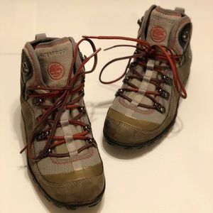 Timberland Olive Green and Red Lace-Up Waterproof Boots